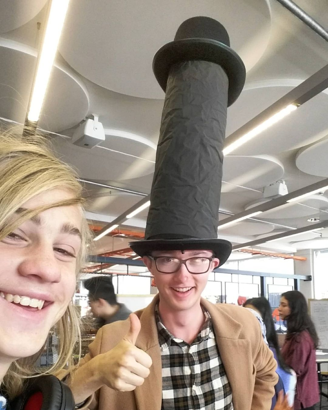 World’s longest top hat